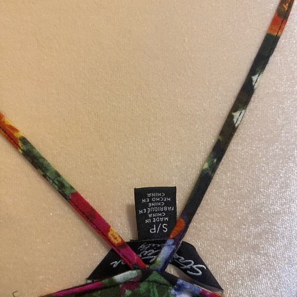 Top - Picture 10 of 10